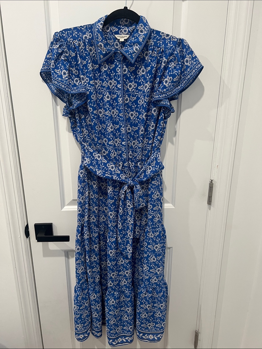 Max Studio Blue and White Floral Midi Dress Size Large